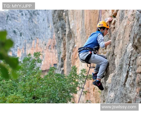 重庆攀岩队耐力训练揭秘助力攀登高峰的秘密与挑战